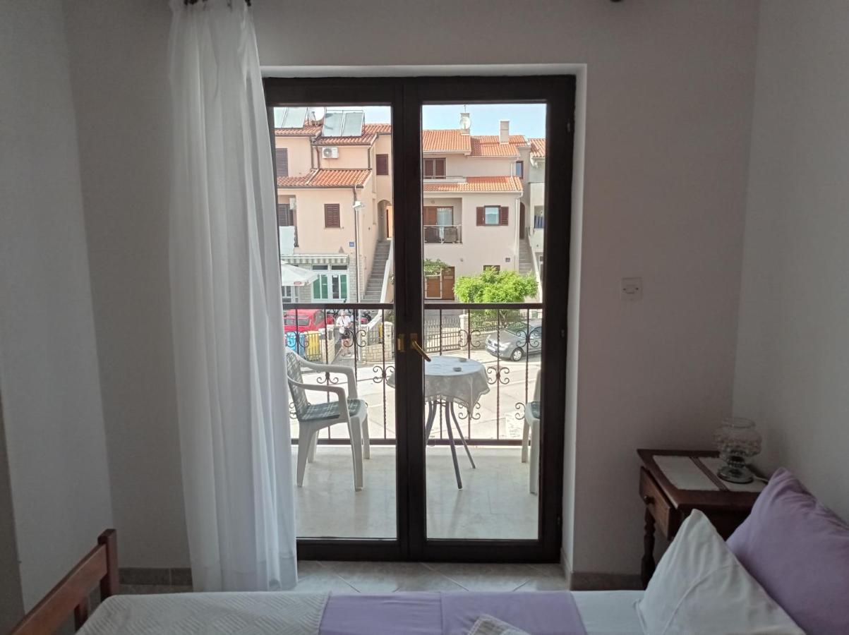 PUY "Sunny" - Studio Apartment מראה חיצוני תמונה
