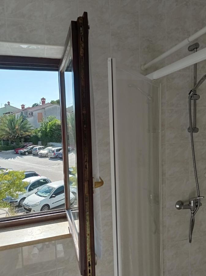 PUY "Sunny" - Studio Apartment מראה חיצוני תמונה